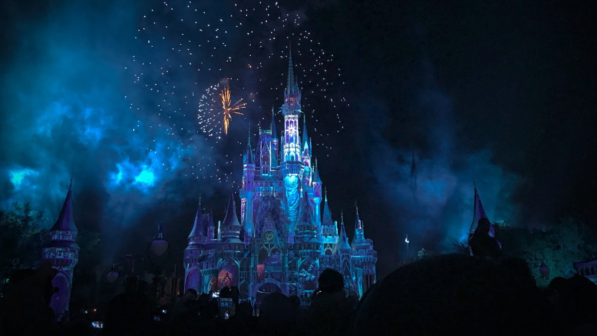 Disney Acquires Patent For Virtual Theme Park Simulator